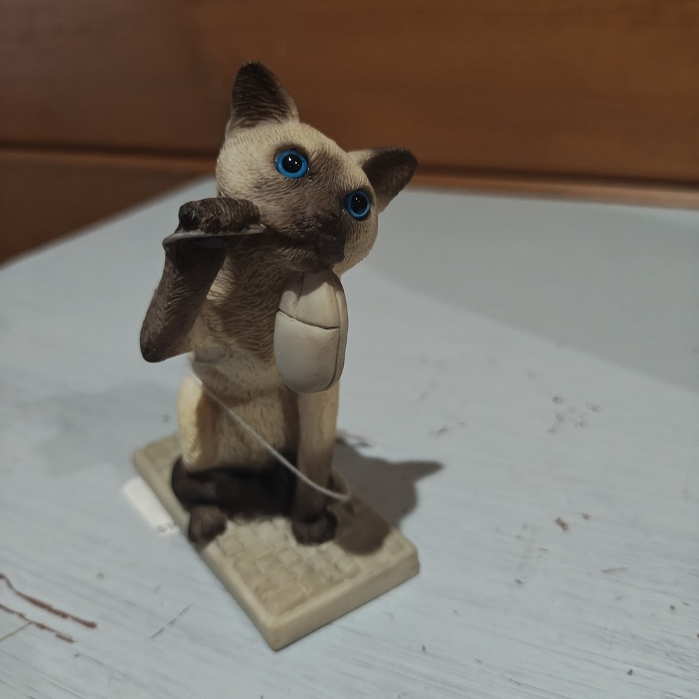 Vintage 1998 Stone Critters Siamese Kitty on the Keys Keyboard 4" New in Box H2